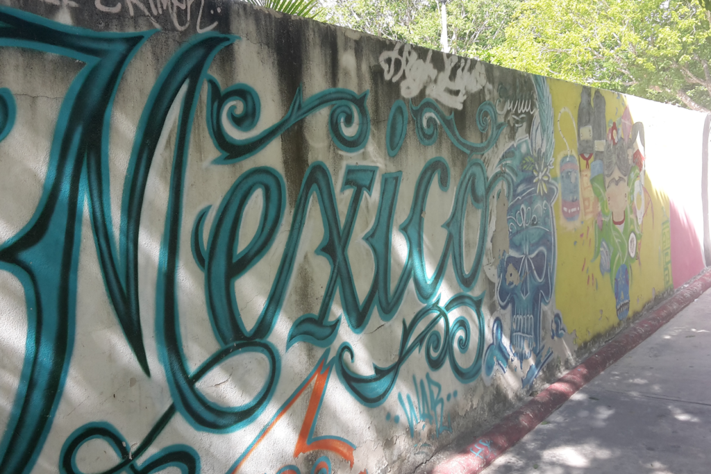 Mexikanische Karibik - Graffiti in Puerto Morelos