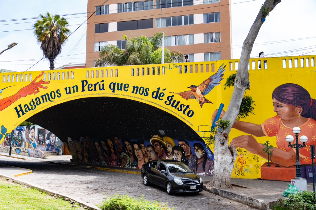Brücke mit Street Art in Barranco - Lima Sehenswürdigkeiten