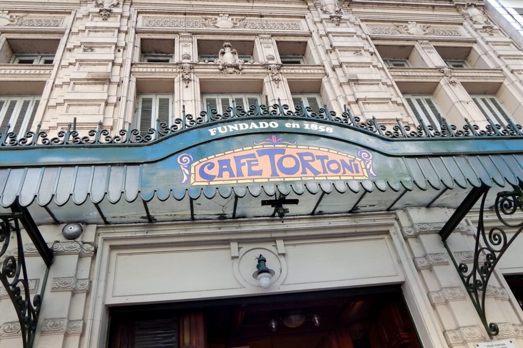 Café Tortoni in Buenos Aires
