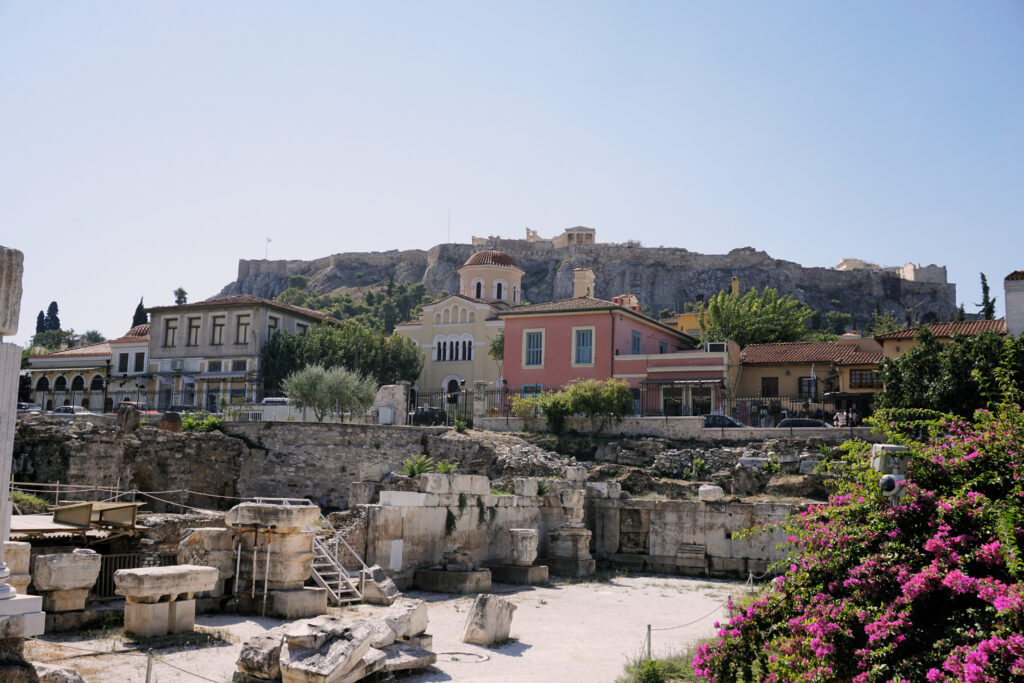 Athen - Blick von Hadriansbibliothek auf Akropolis Plateau