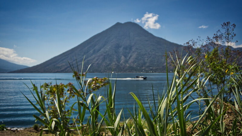 Blick auf den Atitlán See in San Marcos La Laguna