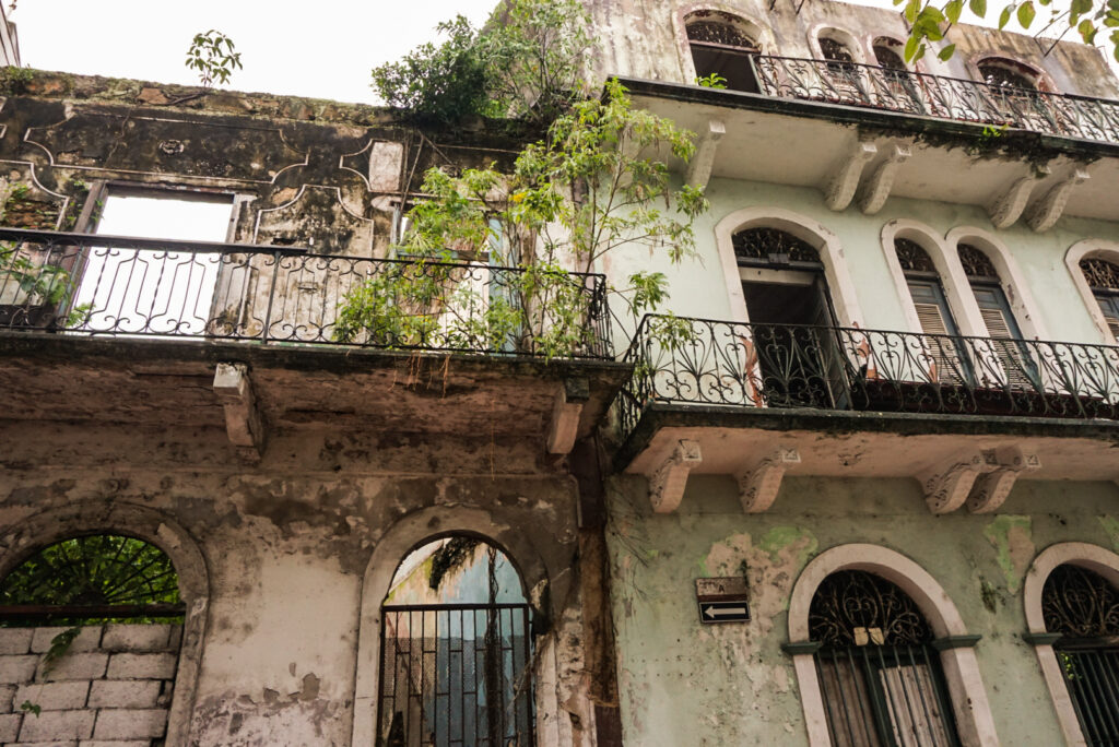Verfallene Gebäude in Panama City