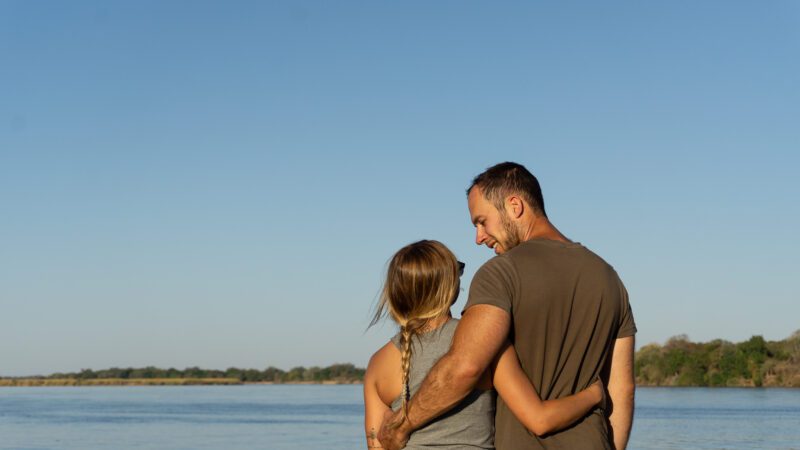 Moment genießen: Die Lower Zambezi Region in Sambia ist einer der schönsten Orte in Afrika