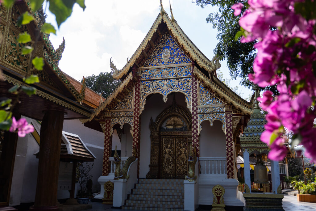 Tempel im Doi Suthep Nationalpark bei Chiang Mai