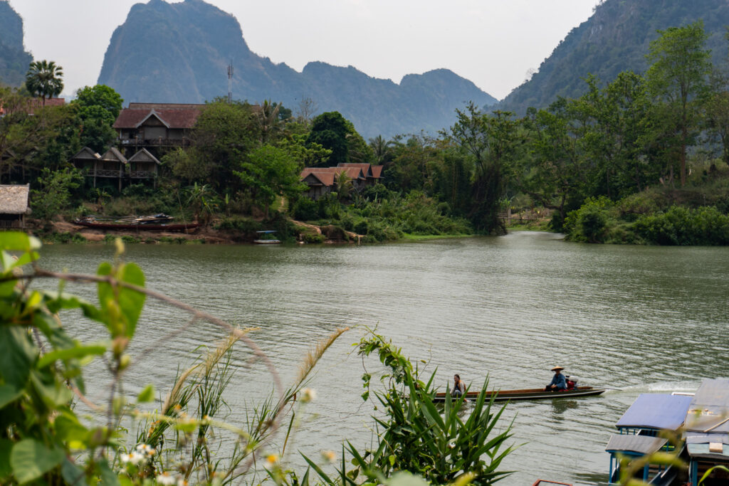 Nong Khiaw ist ein beschauliches Dörfchen auf einer Laos Reise