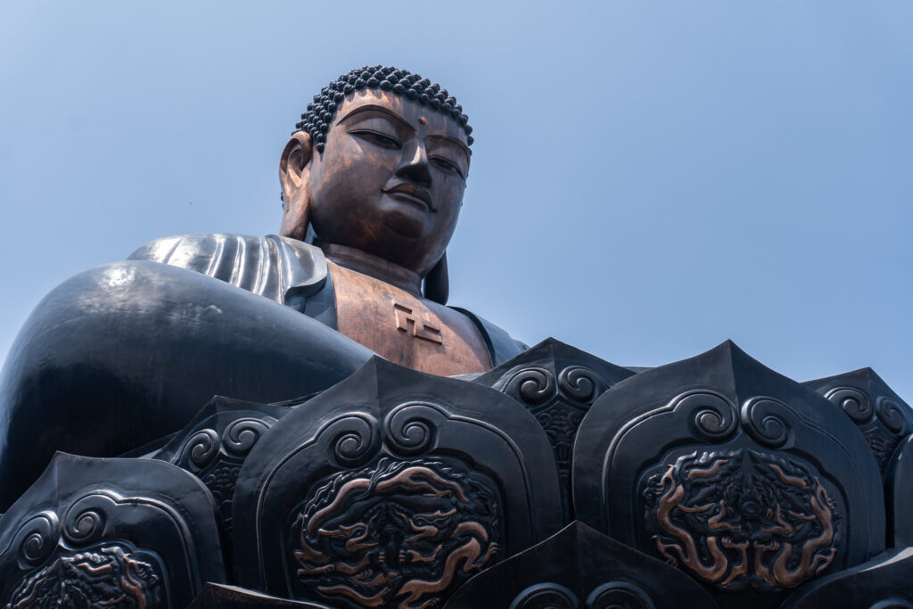 Große Buddhastatue auf dem Fansipan in Sapa VIetnam