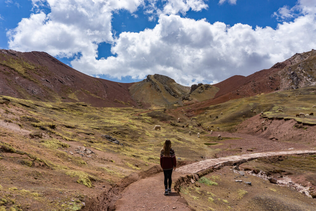 Wanderweg zum Palccoyo Regenbogenberg Peru