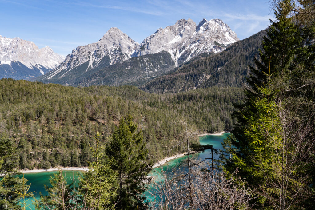 Zugspitzblick in Österreich auf dem Weg in die Dolomiten Italien