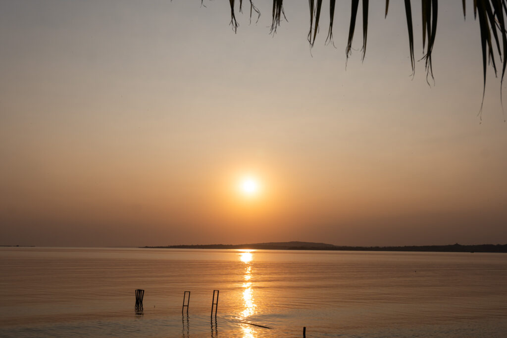 Sonnenaufgang über dem Victoriasee in Kasomeko Tansania
