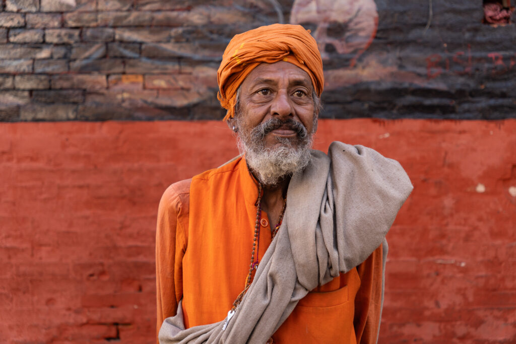 Gläubiger Hindu in Kathmandu in Nepal