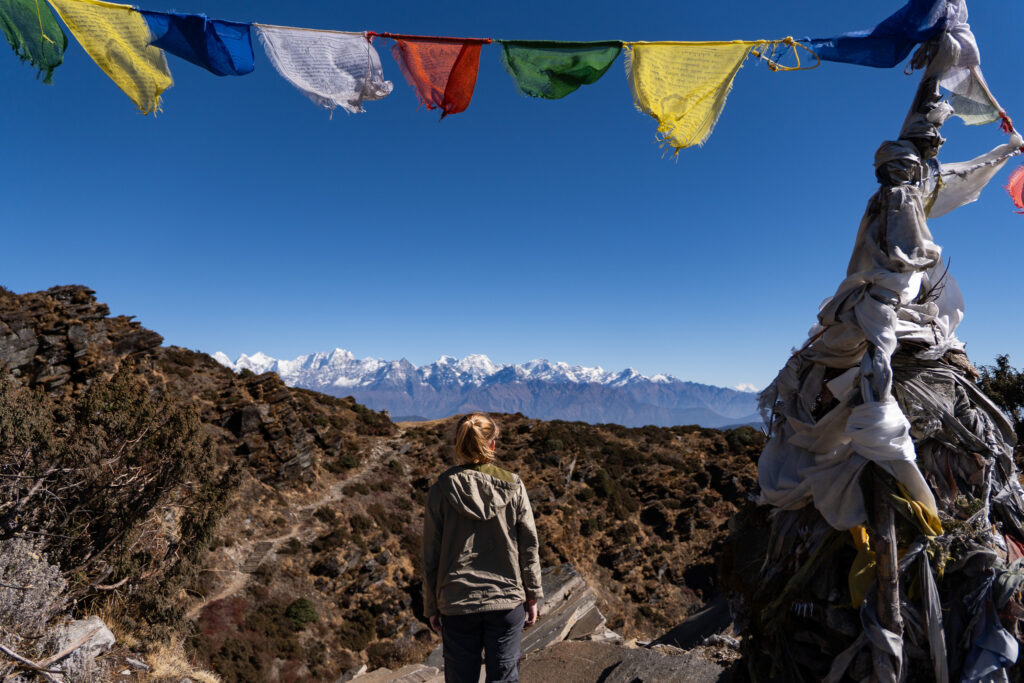 Gebetsfahnen auf Nepal Wanderung im Himalaya