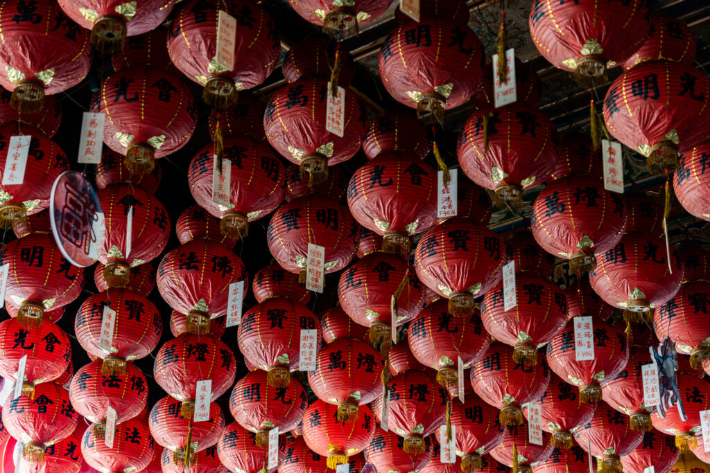 Chinesische Laternen am Kek Lok Si auf Penang Malaysia