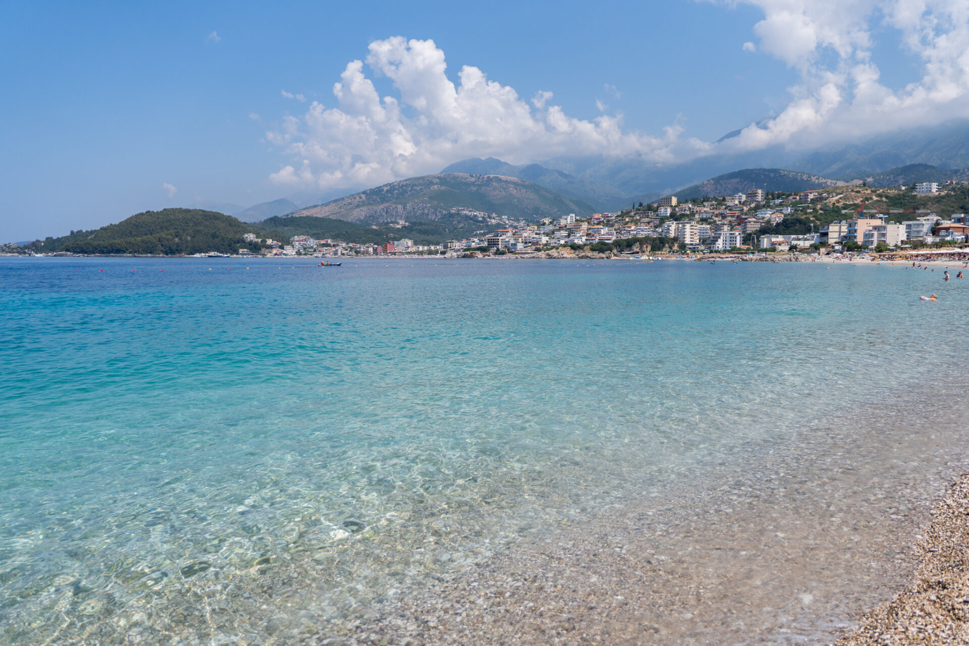 Albanien Reiseberichte und Reisetipps: Strand in Himara